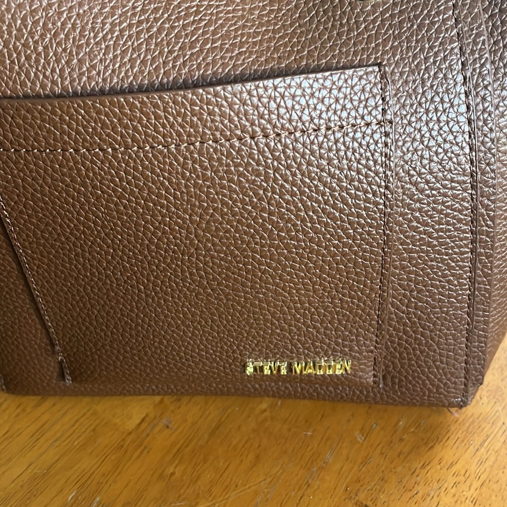 Steve Madden Handbag Used Only Once Or Twice !! E… - image 4